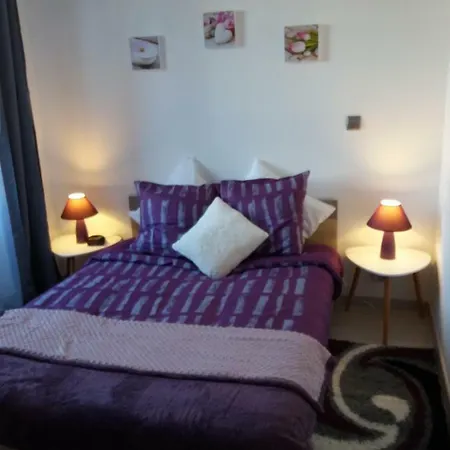 Les Lierres Apartamento