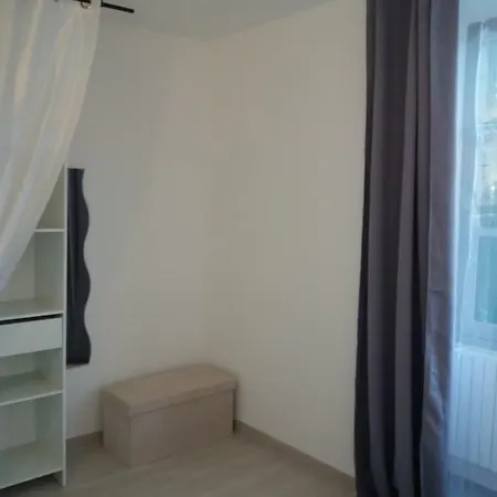 Les Lierres Apartamento