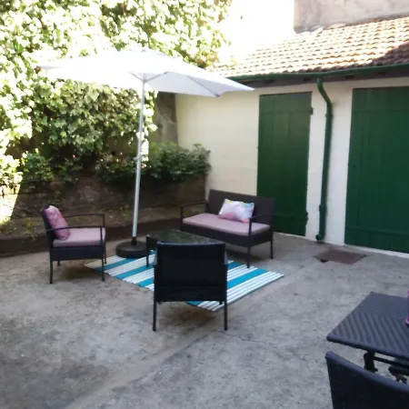 Les Lierres Apartamento