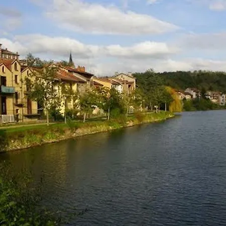 Les Lierres Apartamento *